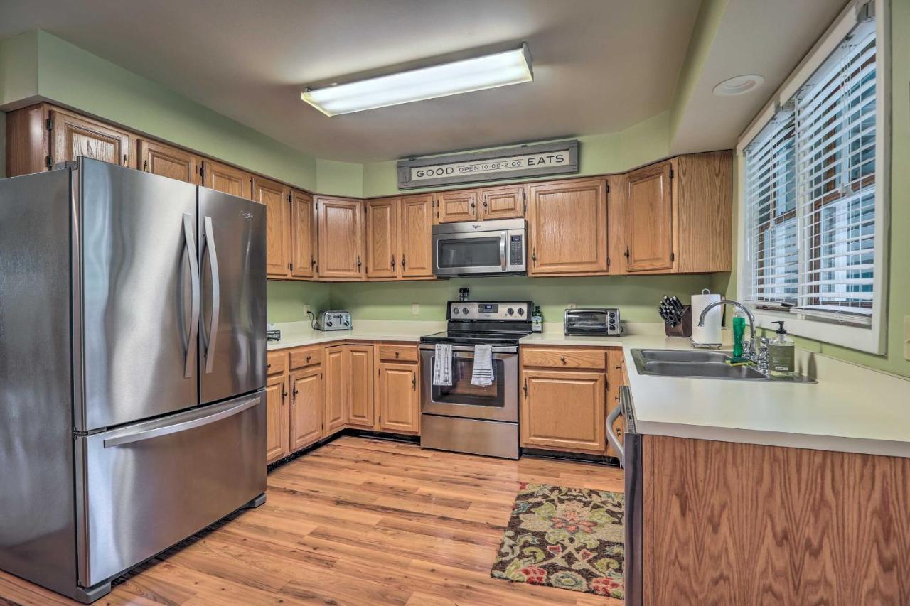 Lake Placid Gem With Patio And Views Less Than 1 Mi To Beach! Экстерьер фото